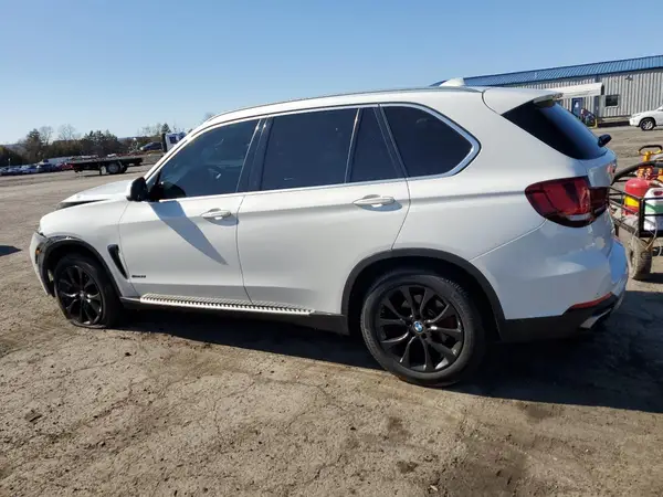 5UXKR0C56J0Y06141 2018 BMW X5 - Image 2