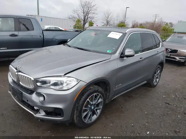 5UXKR0C56J0Y06317 2018 BMW X5 - Image 2