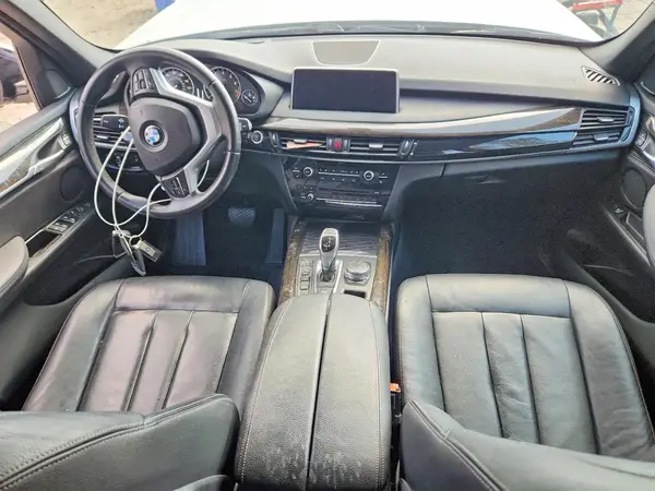 5UXKR0C56JL073717 2018 BMW X5 - Image 8