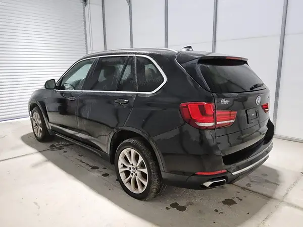 5UXKR0C56JL074303 2018 BMW X5 - Image 2