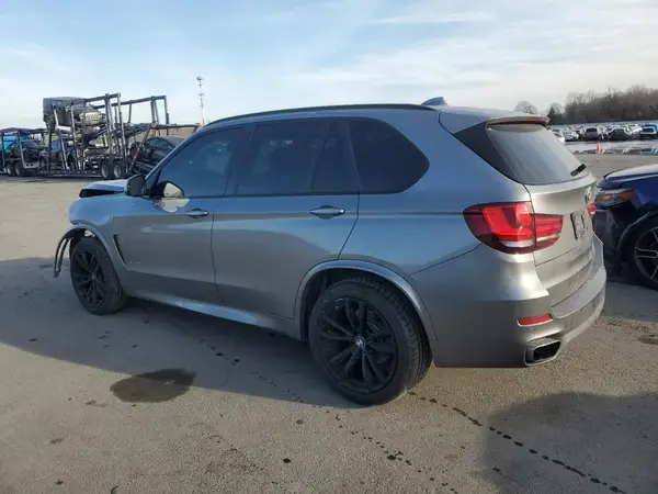 5UXKR0C56JL074785 2018 BMW X5 - Image 2