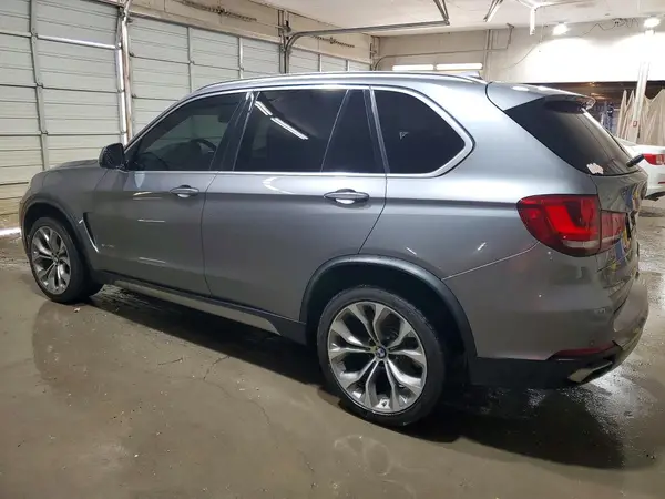 5UXKR0C56JL076679 2018 BMW X5 - Image 2