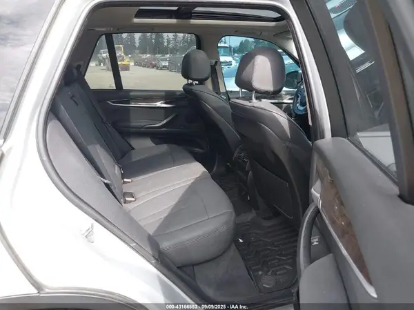 5UXKR0C57G0P25769 2016 BMW X5 - Image 8