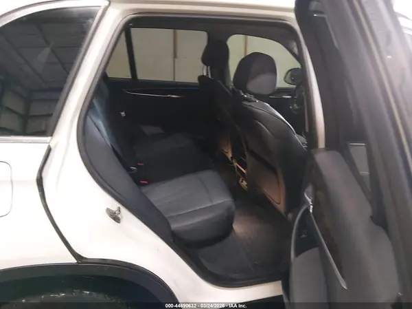 5UXKR0C57G0P26047 2016 BMW X5 - Image 8