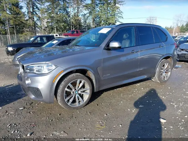 5UXKR0C57G0P28025 2016 BMW X5 - Image 2