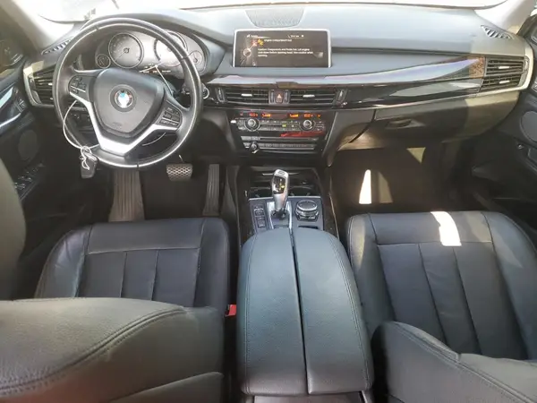 5UXKR0C57G0S90557 2016 BMW X5 - Image 8