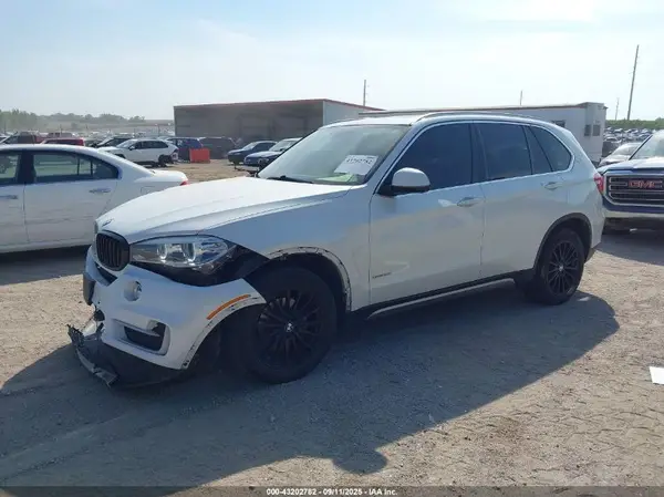 5UXKR0C57H0U54035 2017 BMW X5 - Image 2