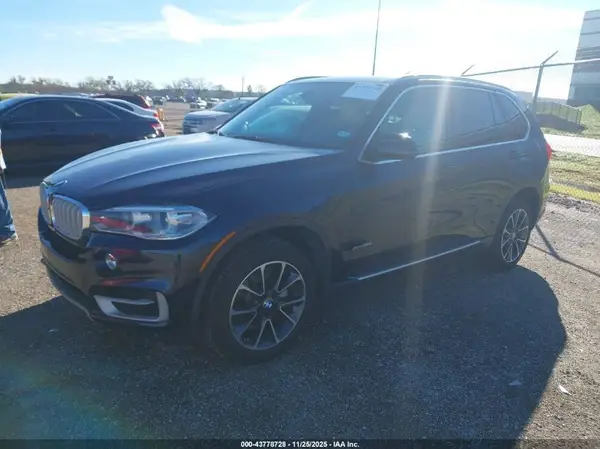 5UXKR0C57H0V65801 2017 BMW X5 - Image 2