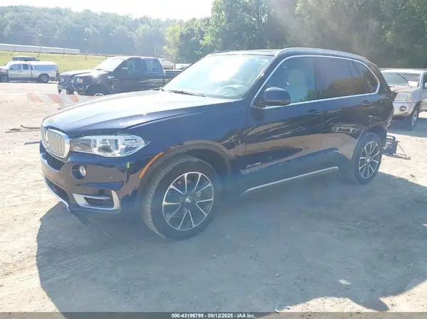 5UXKR0C57J0X83971 2018 BMW X5 - Image 2