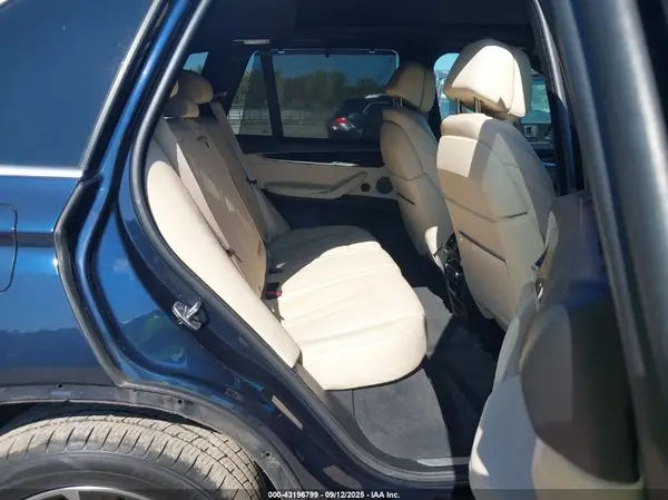 5UXKR0C57J0X83971 2018 BMW X5 - Image 8