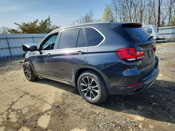 5UXKR0C57J0X86613 2018 BMW X5 - Image 2