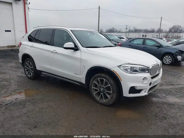 5UXKR0C57J0X88510 2018 BMW X5 - Image 1