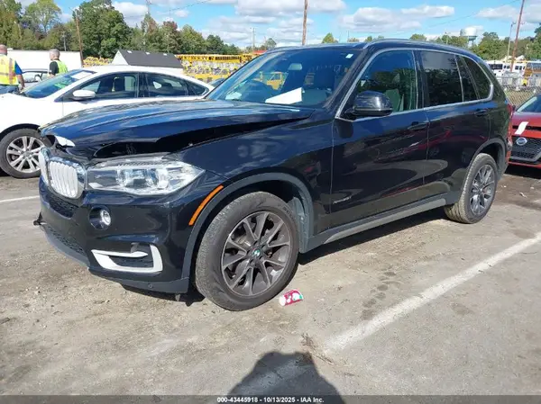 5UXKR0C57J0X89012 2018 BMW X5 - Image 2
