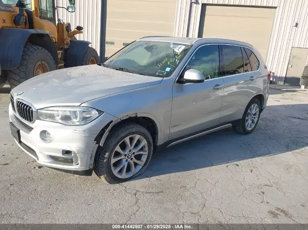 5UXKR0C57J0X90306 2018 BMW X5 - Image 2