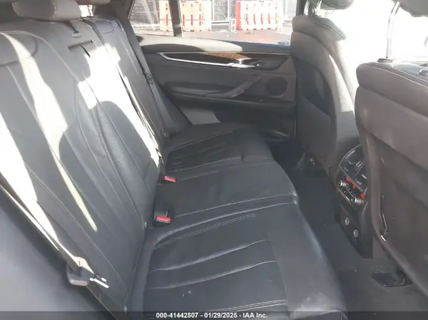 5UXKR0C57J0X90306 2018 BMW X5 - Image 8
