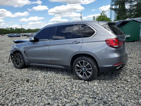5UXKR0C57J0X90970 2018 BMW X5 - Image 2