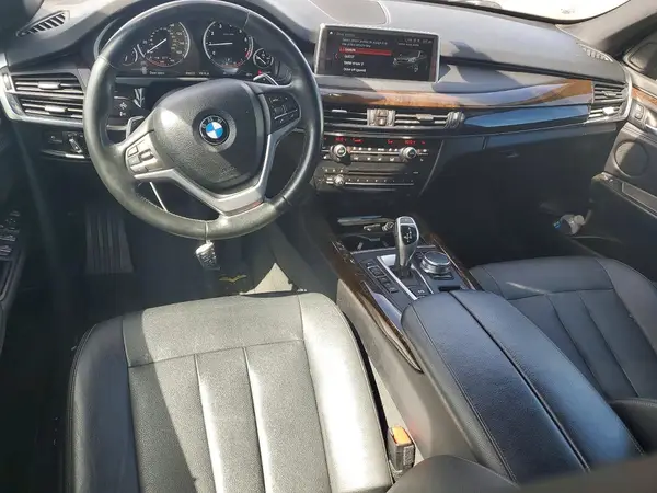 5UXKR0C57J0X91715 2018 BMW X5 - Image 8