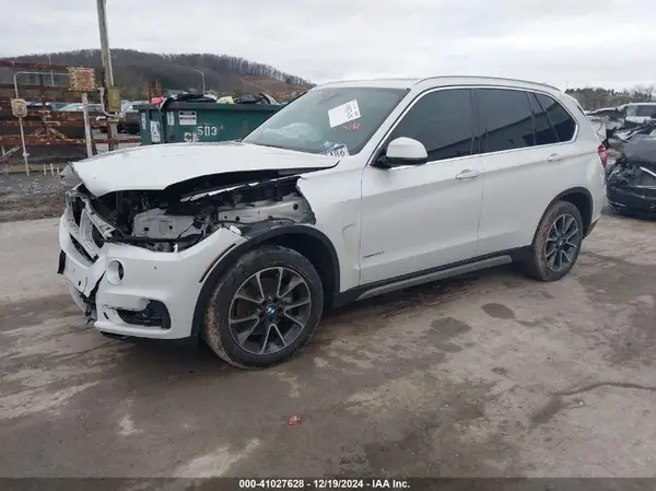 5UXKR0C57J0X94131 2018 BMW X5 - Image 2