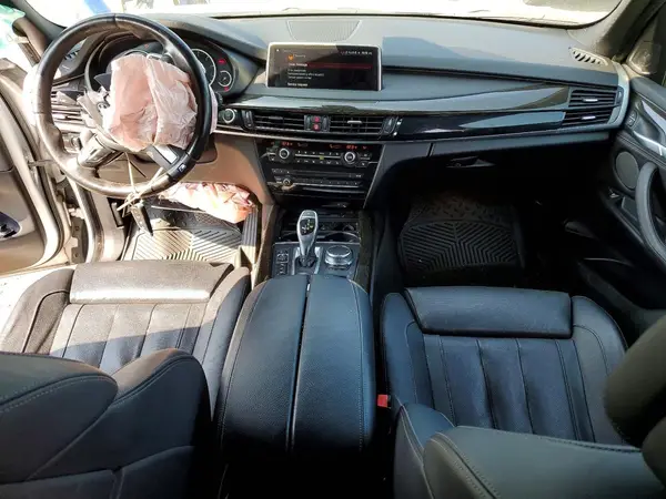 5UXKR0C57J0X99040 2018 BMW X5 - Image 8