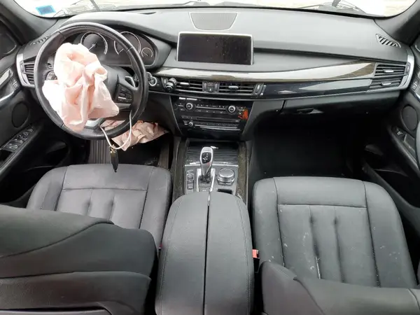 5UXKR0C57J0Y02518 2018 BMW X5 - Image 8