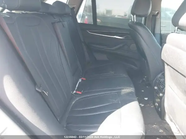 5UXKR0C57J0Y03975 2018 BMW X5 - Image 8