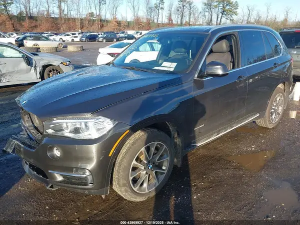 5UXKR0C57J0Y04379 2018 BMW X5 - Image 2