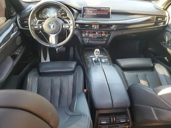5UXKR0C57J0Y05886 2018 BMW X5 - Image 8