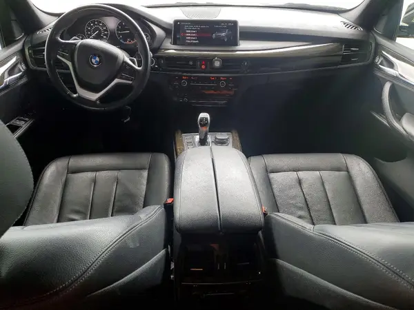 5UXKR0C57J0Y06455 2018 BMW X5 - Image 8