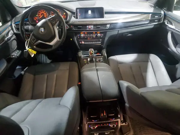 5UXKR0C57J0Y06567 2018 BMW X5 - Image 8