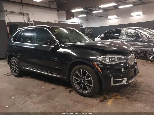 5UXKR0C57JL071443 2018 BMW X5 - Image 1