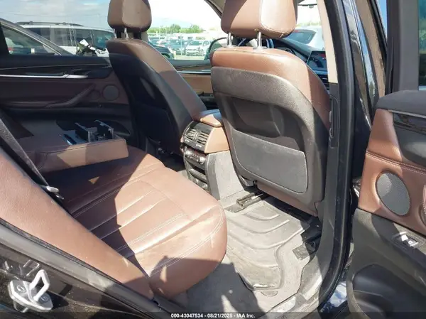 5UXKR0C58G0P20774 2016 BMW X5 - Image 8