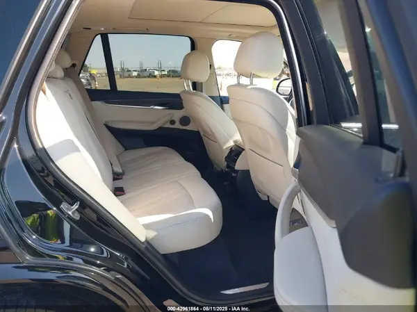 5UXKR0C58G0P27563 2016 BMW X5 - Image 8
