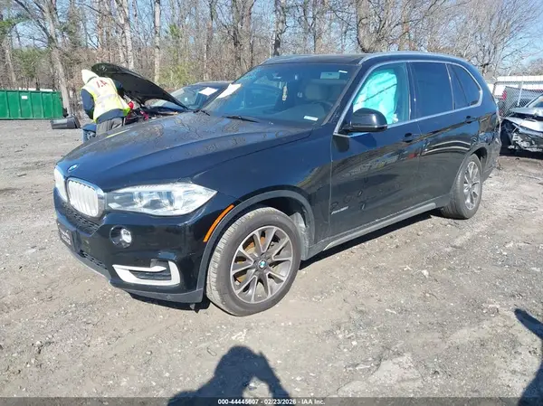 5UXKR0C58H0U50110 2017 BMW X5 - Image 2