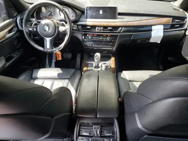 5UXKR0C58H0U50270 2017 BMW X5 - Image 8
