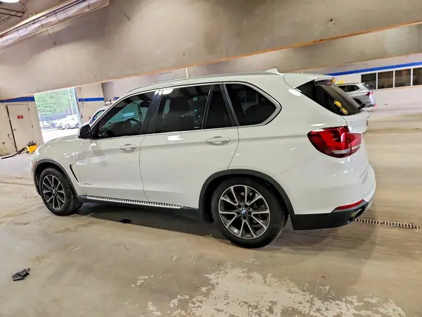 5UXKR0C58H0U50673 2017 BMW X5 - Image 2