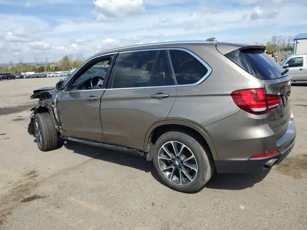 5UXKR0C58H0V50188 2017 BMW X5 - Image 2