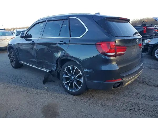5UXKR0C58H0V50515 2017 BMW X5 - Image 2