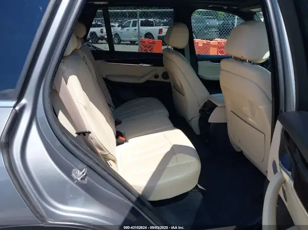 5UXKR0C58H0V65872 2017 BMW X5 - Image 8