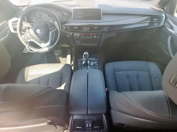 5UXKR0C58J0X85440 2018 BMW X5 - Image 8