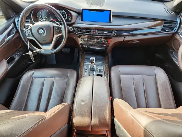 5UXKR0C58J0X87768 2018 BMW X5 - Image 8