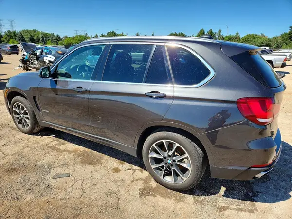 5UXKR0C58J0X89102 2018 BMW X5 - Image 2