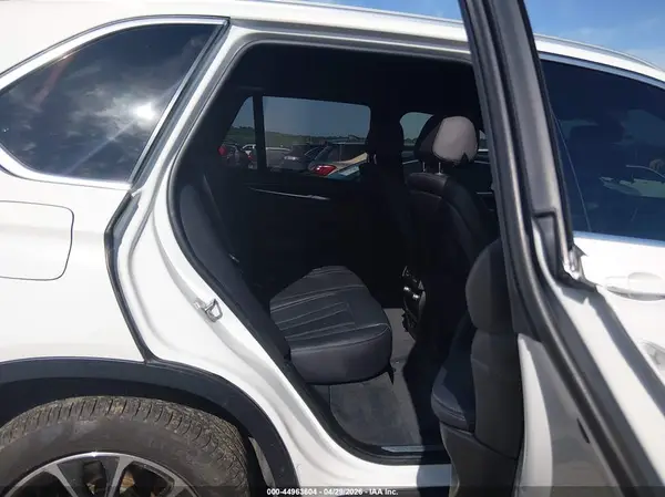 5UXKR0C58J0X92341 2018 BMW X5 - Image 8