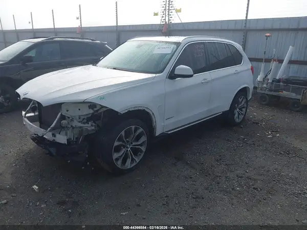 5UXKR0C58J0X93084 2018 BMW X5 - Image 2