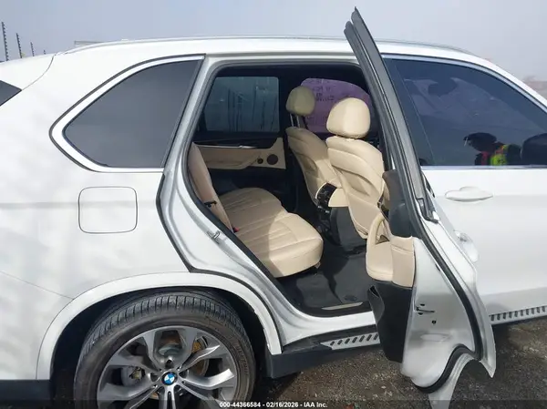 5UXKR0C58J0X93084 2018 BMW X5 - Image 8