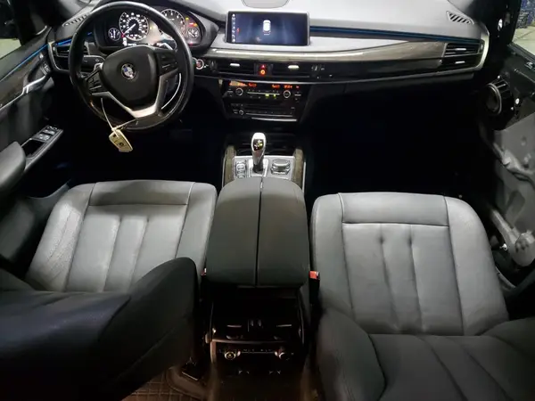 5UXKR0C58J0X96423 2018 BMW X5 - Image 8