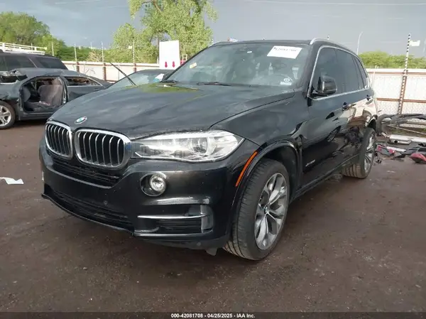 5UXKR0C58J0Y01720 2018 BMW X5 - Image 2