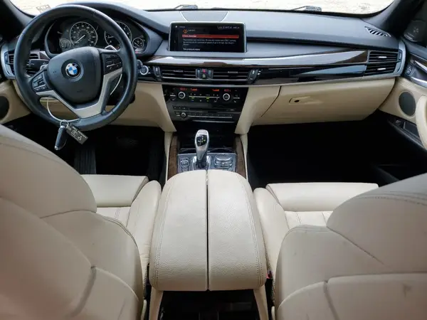5UXKR0C58J0Y02625 2018 BMW X5 - Image 8