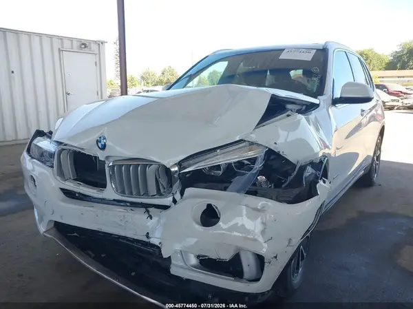 5UXKR0C58J0Y04259 2018 BMW X5 - Image 2