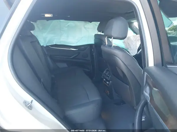 5UXKR0C58J0Y04259 2018 BMW X5 - Image 8