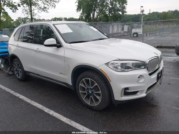 5UXKR0C58J0Y04813 2018 BMW X5 - Image 1